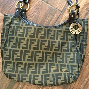 100% Authentic FENDI purse Medium size