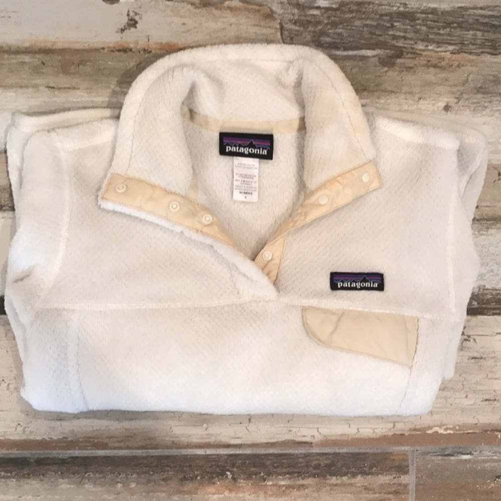 {Patagonia} pullover sweater