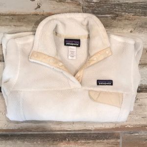 {Patagonia} pullover sweater