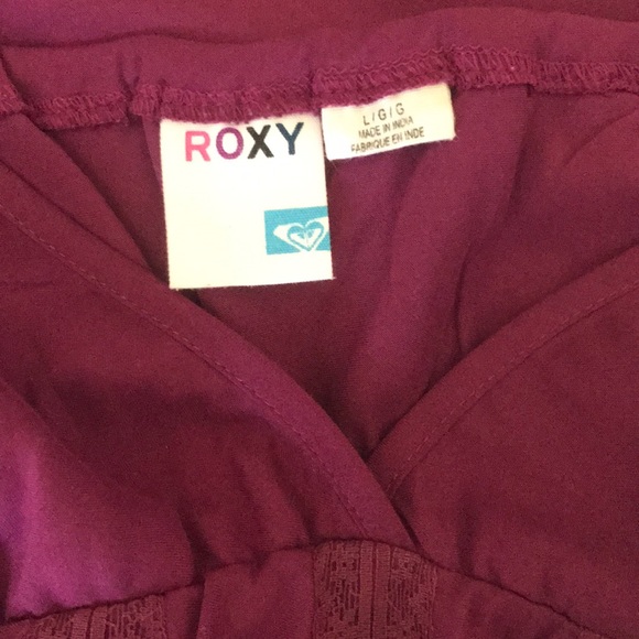 Roxy tank; super cute, plain with subtle detail - Picture 4 of 4