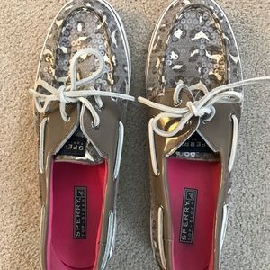 Grey leopard print sperry top-sider