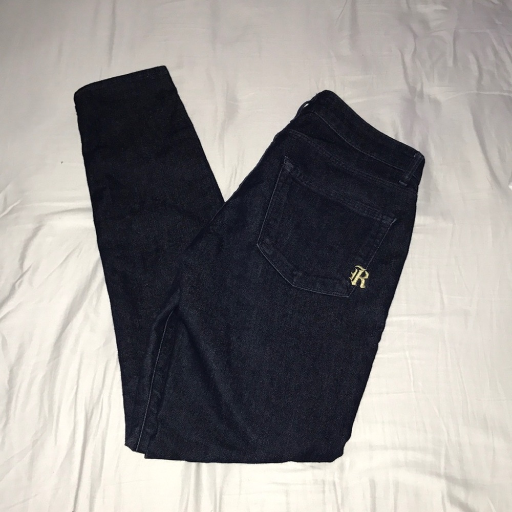 Super skinny jeans