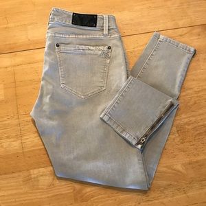 💕Buckle Black light brown skinny jeans