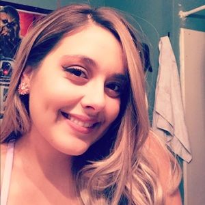 Meet your Posher, Kristen