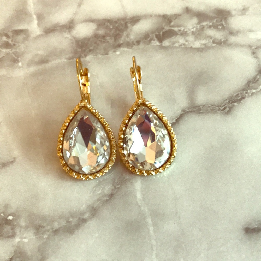 Fashion Crystal and Gold Teardrop Earrings