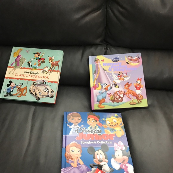 3 Disney Storybooks collections - Picture 3 of 3