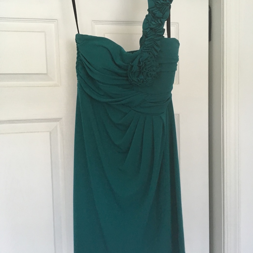 Short Green One Shoulder Dress
