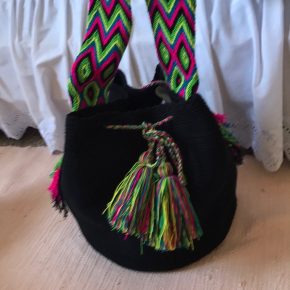 Darling black bucket bag with bright details! - Picture 3 of 3