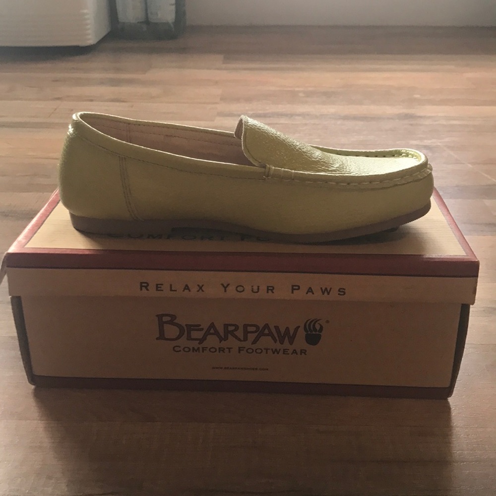 Bearpaw leather moccasin