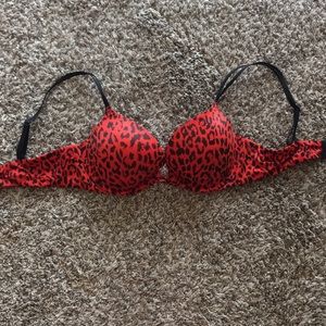 VS Red and Black Push-Up Bra