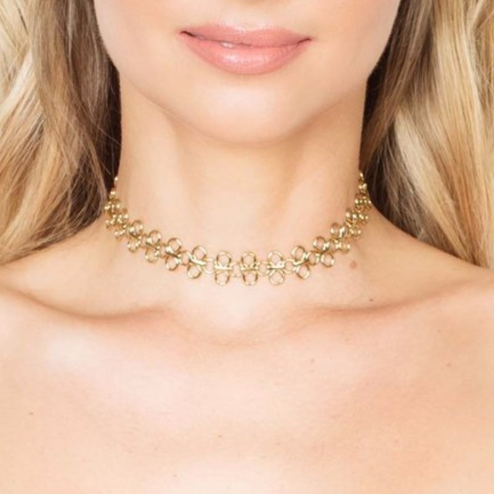 A. Marie Mimi Choker as seen on The Bachelor