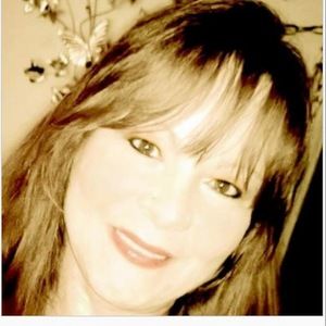 Meet your Posher, Teresa l.