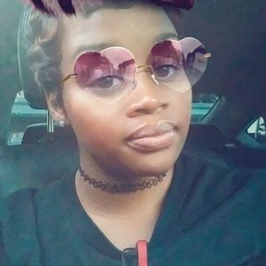 Meet your Posher, Lolo