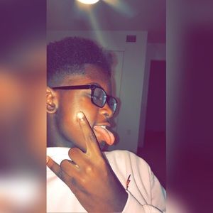 Meet your Posher, Deante