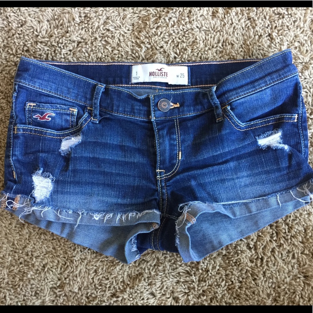 Hollister cuffed distressed Shorts 25 1