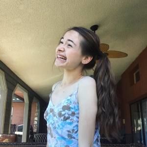 Meet your Posher, Ciera