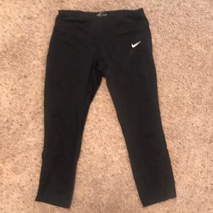 Nike Capris Dry-Fit Small
