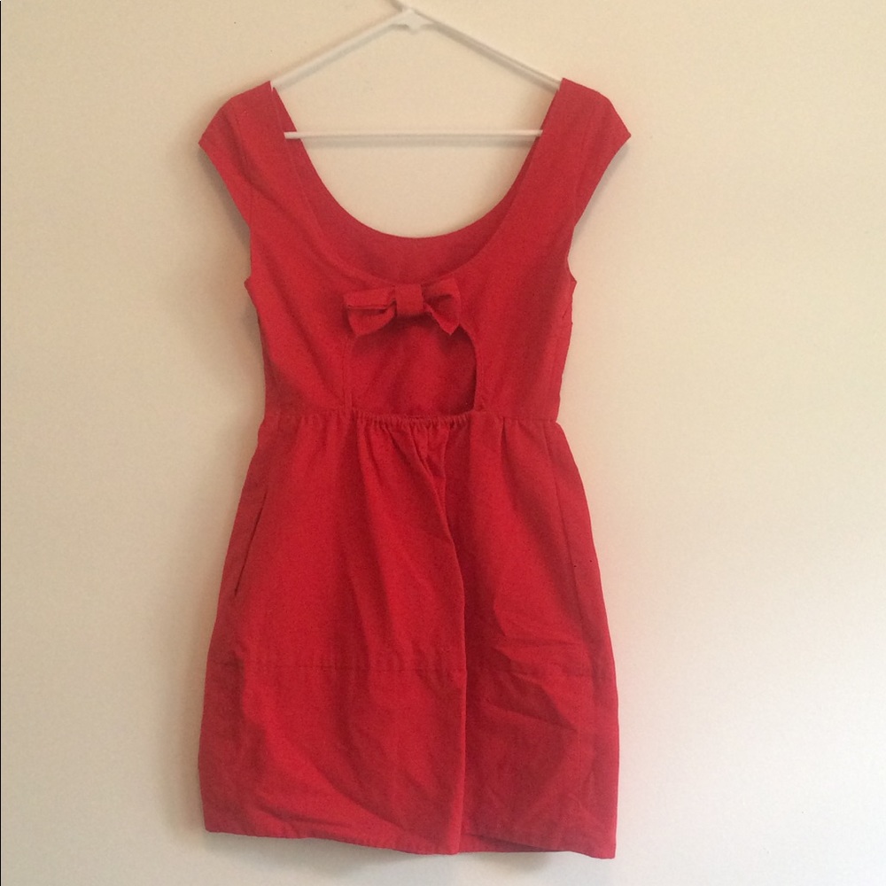 Little Red Dress. A Eagle.