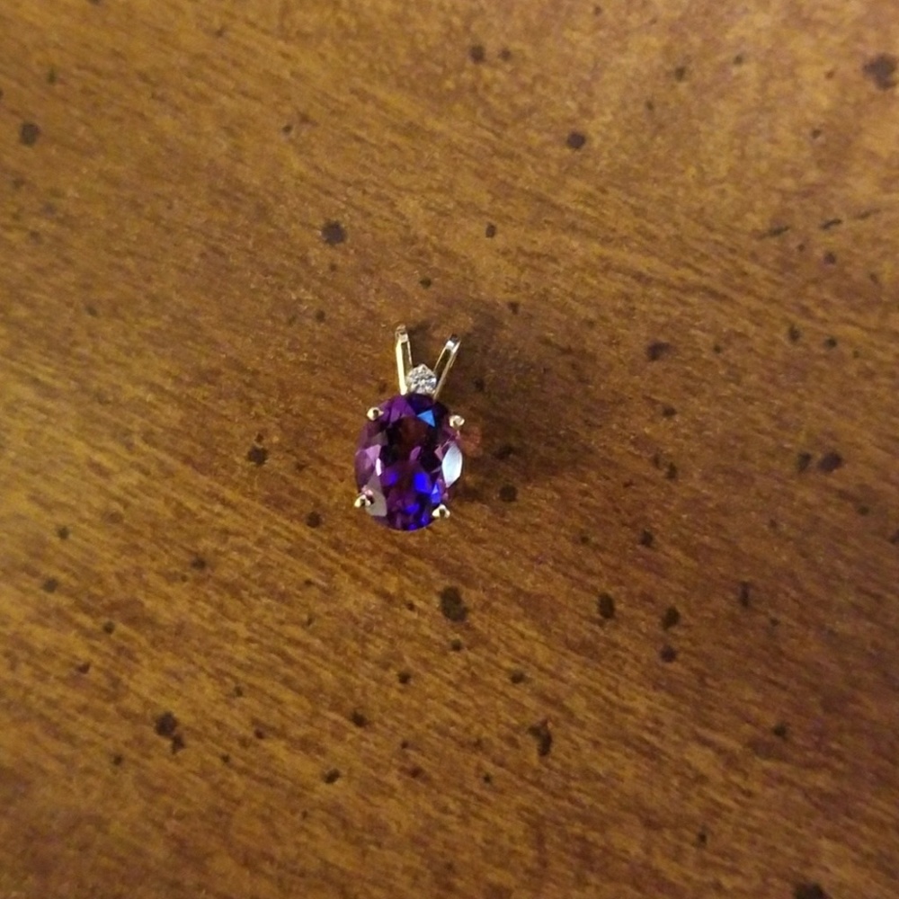 14kt YG Amethyst and Diamond Pendant!