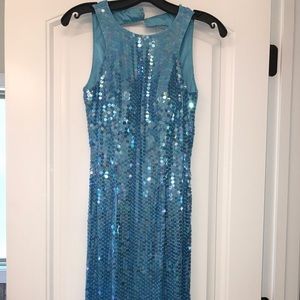 Huge drop sale!Only tonight  Adrianna papell  gown