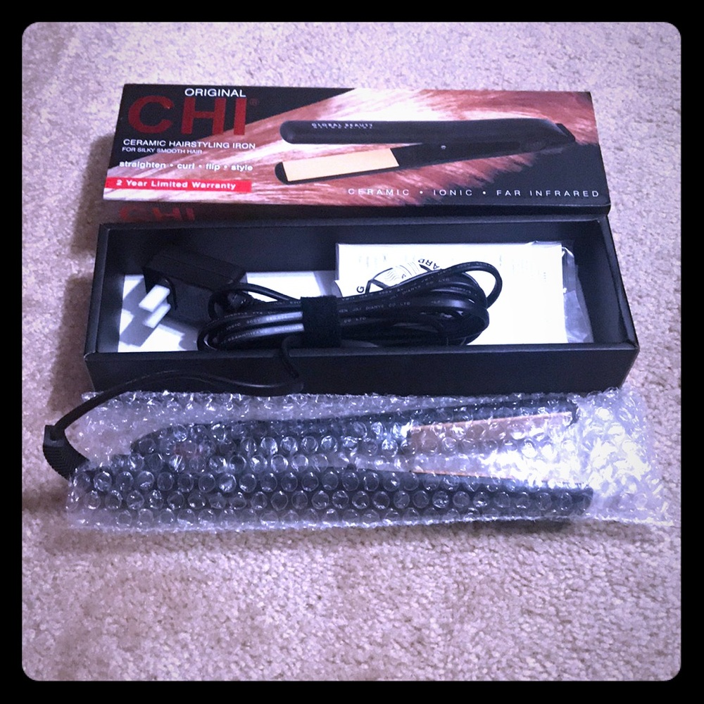 NIB original Chi ceramic hair iron