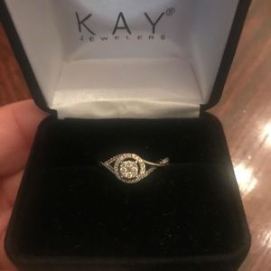 10K White Gold Diamond Infinity Ring SZ 6.5-7