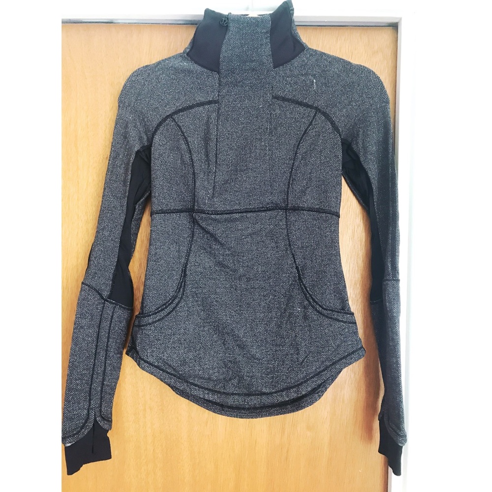 Lululemon half zip thermal pullover