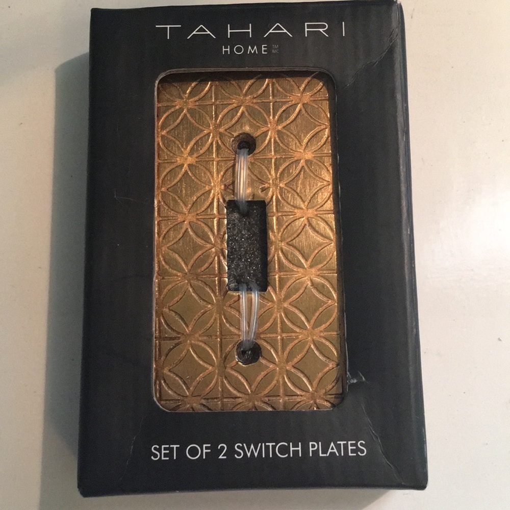 Set of 2 switch plates