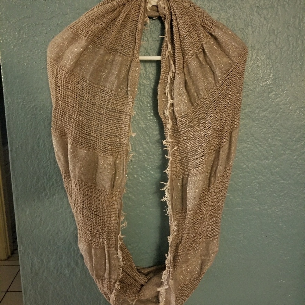 Infinity scarf