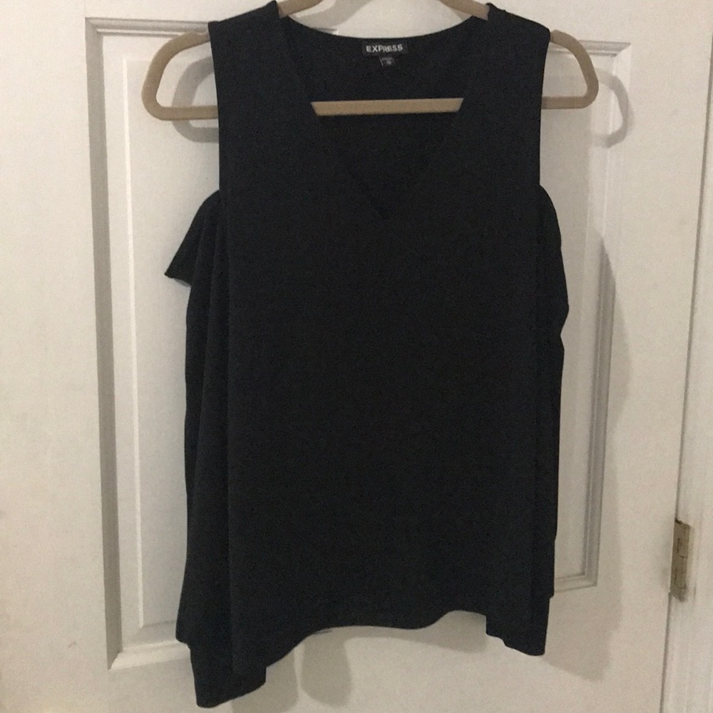 Express cold shoulder Vneck too