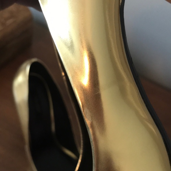Zara Shoes Zara Laminated High Heel Court Shoes Gold Shoes Poshmark