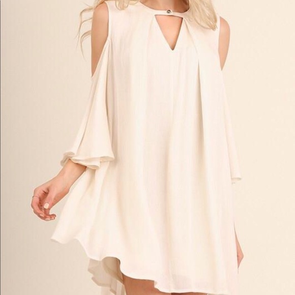 LAST MED Umgee keyhole bell sleeve dress - Picture 4 of 5