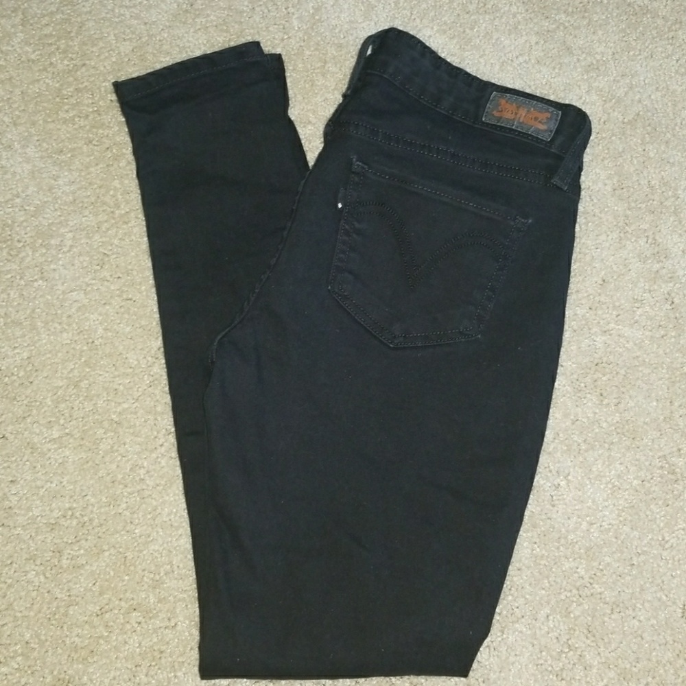 Levi black out jeans.