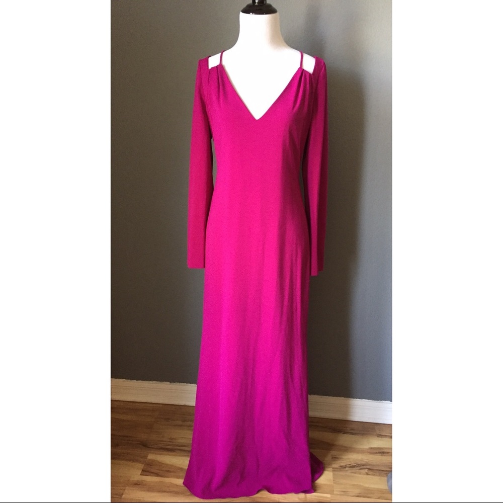 ⏬EUC Long sleeve stretch crepe gown