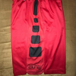 *SOLD* Nike Youth Boy's Elite Shorts, Medium