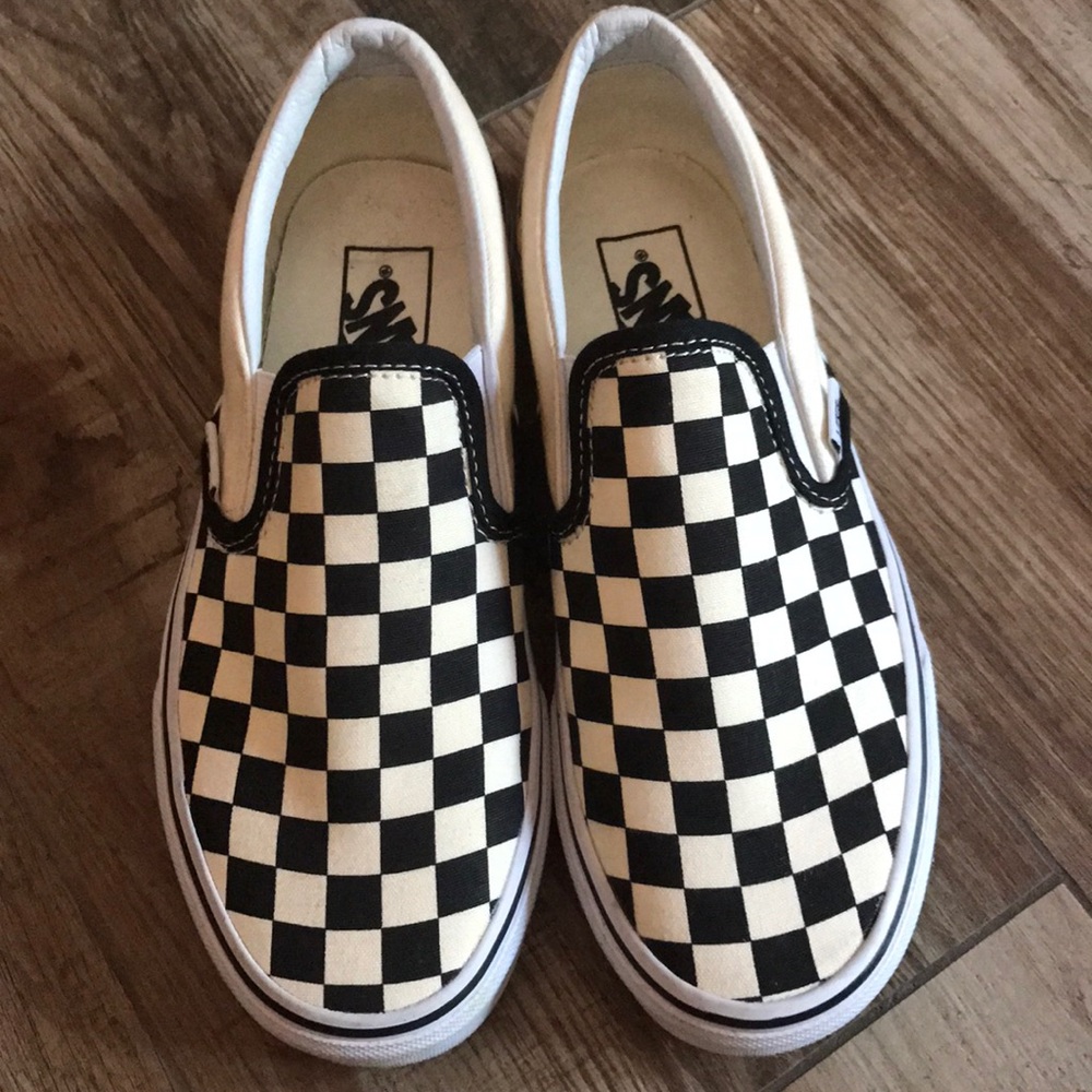 Chekered Vans Slip-On