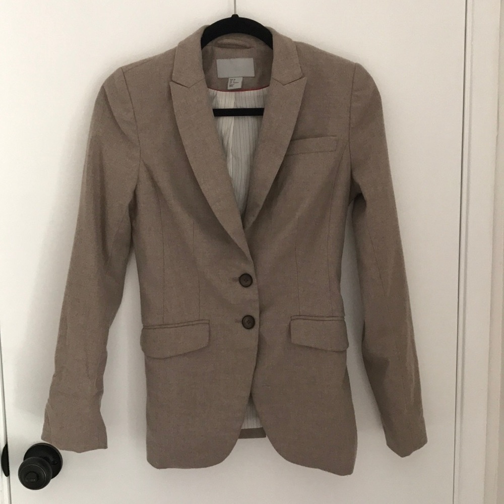 H&m taupe gray boyfriend blazer with lining good!