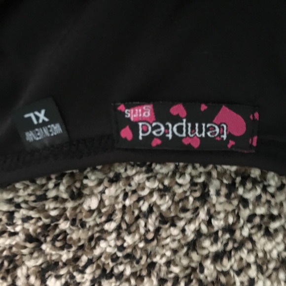 blouse - Picture 2 of 2