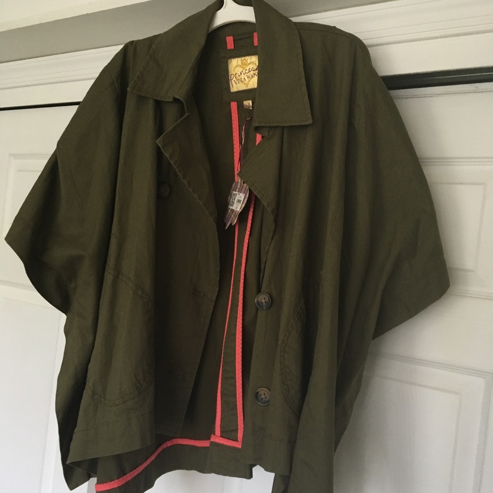 Vera Wang army green cape