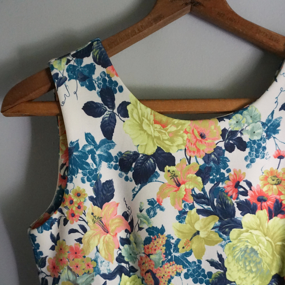 End of Summer Sale! Bright ModCloth Dress