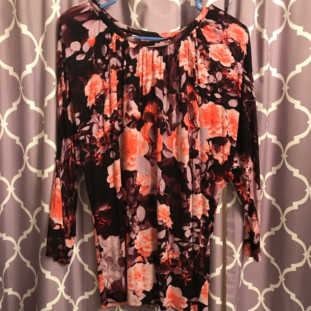 JLO Cut-Out Long Sleeve Top