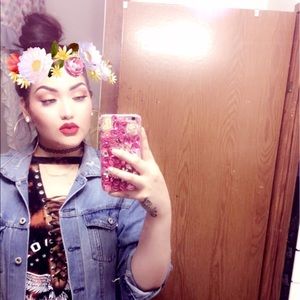 Meet your Posher, Roxana