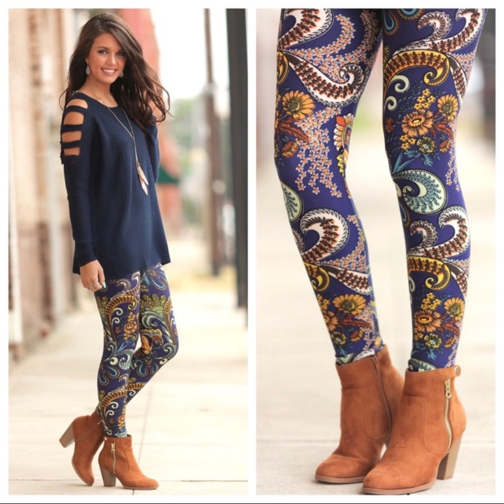 🎈*BRAND NEW* Gorgeous Paisley Leggings for Spring