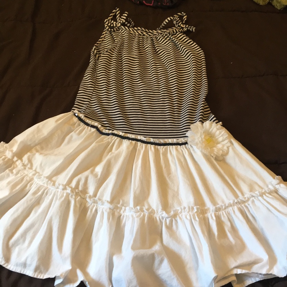 Girls dress 10-12