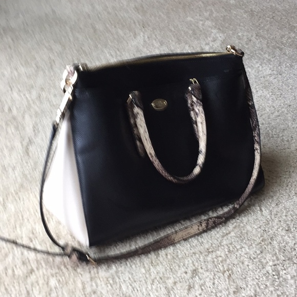black and white snakeskin purse