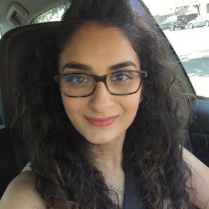 Meet your Posher, Ava