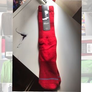 Red stance mid calf socks size medium