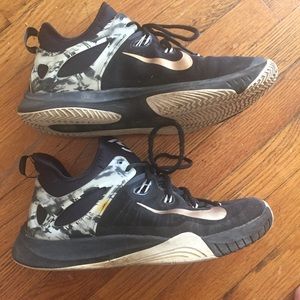 Nike Paul George PE shoes