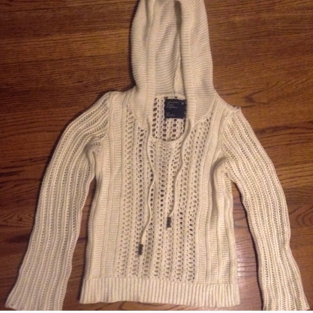 American Eagle knit sweater
