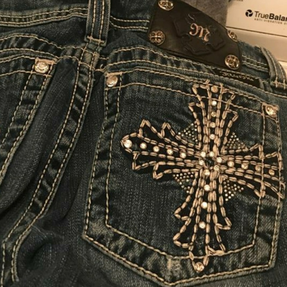 Size 26 miss me jeans boot cut